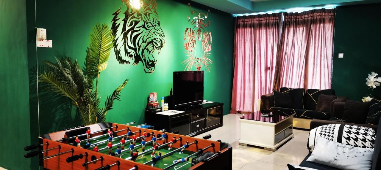 קואלה לומפור Cozy Forest Themed Homestay 4 Bedroom מראה חיצוני תמונה